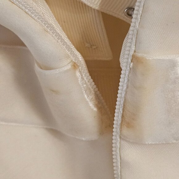 Watters & Watters Ivory Strapless Wedding Dress 14 - Picture 6 of 6